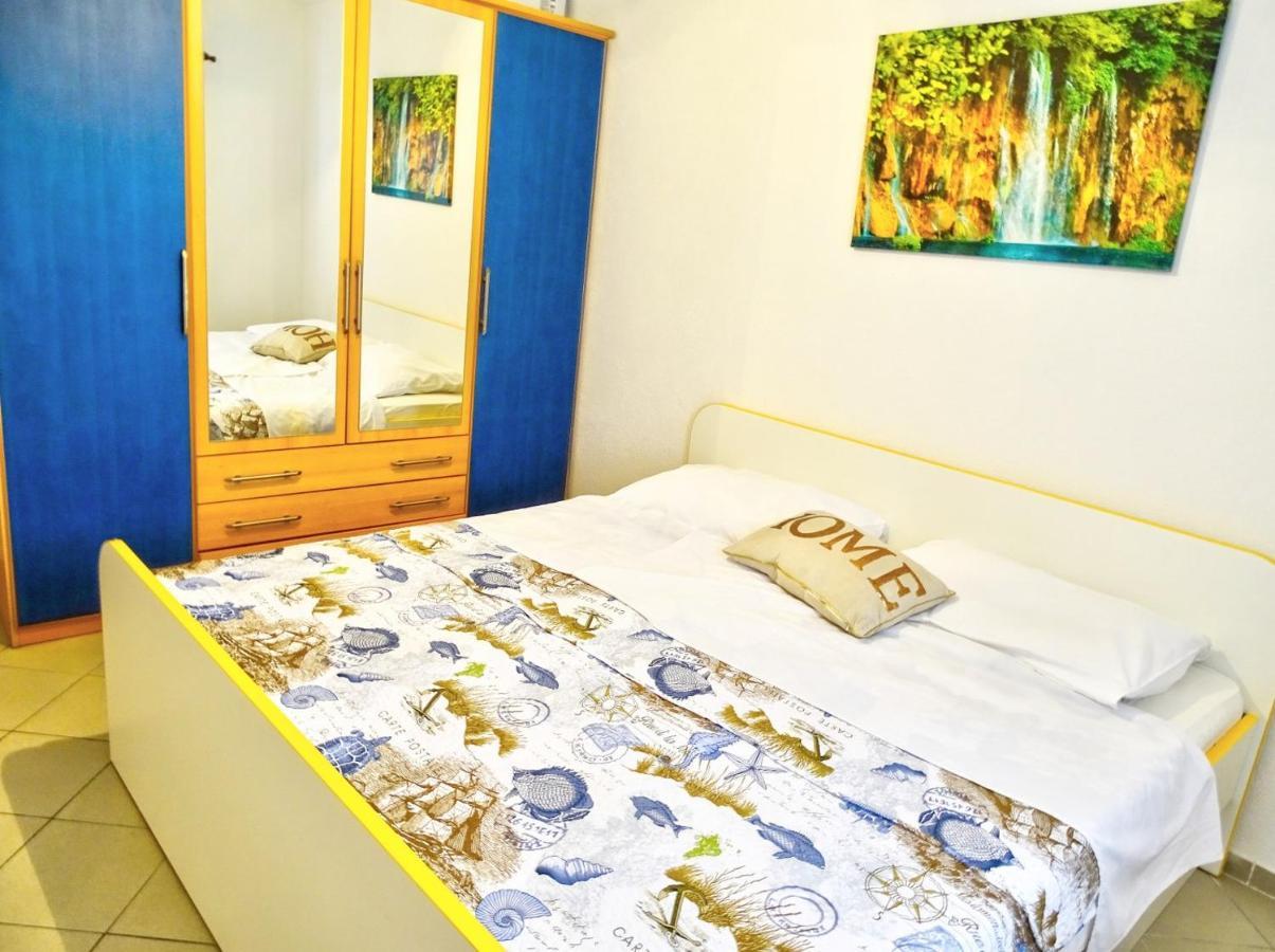 Apartment Daca Vir Esterno foto